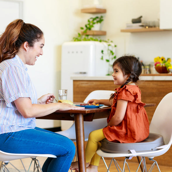 Infantino Grow-With-Me 4-in-1 Two-Can-Dine Deluxe Feeding Booster