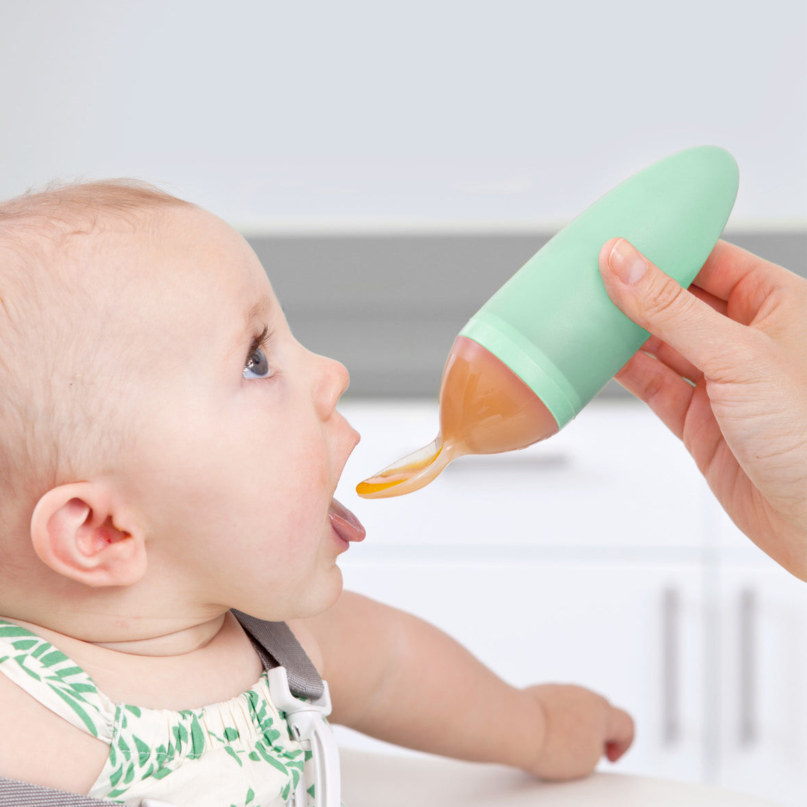 Tomy Boon Squirt Silicone Baby Food Dispensing Spoon