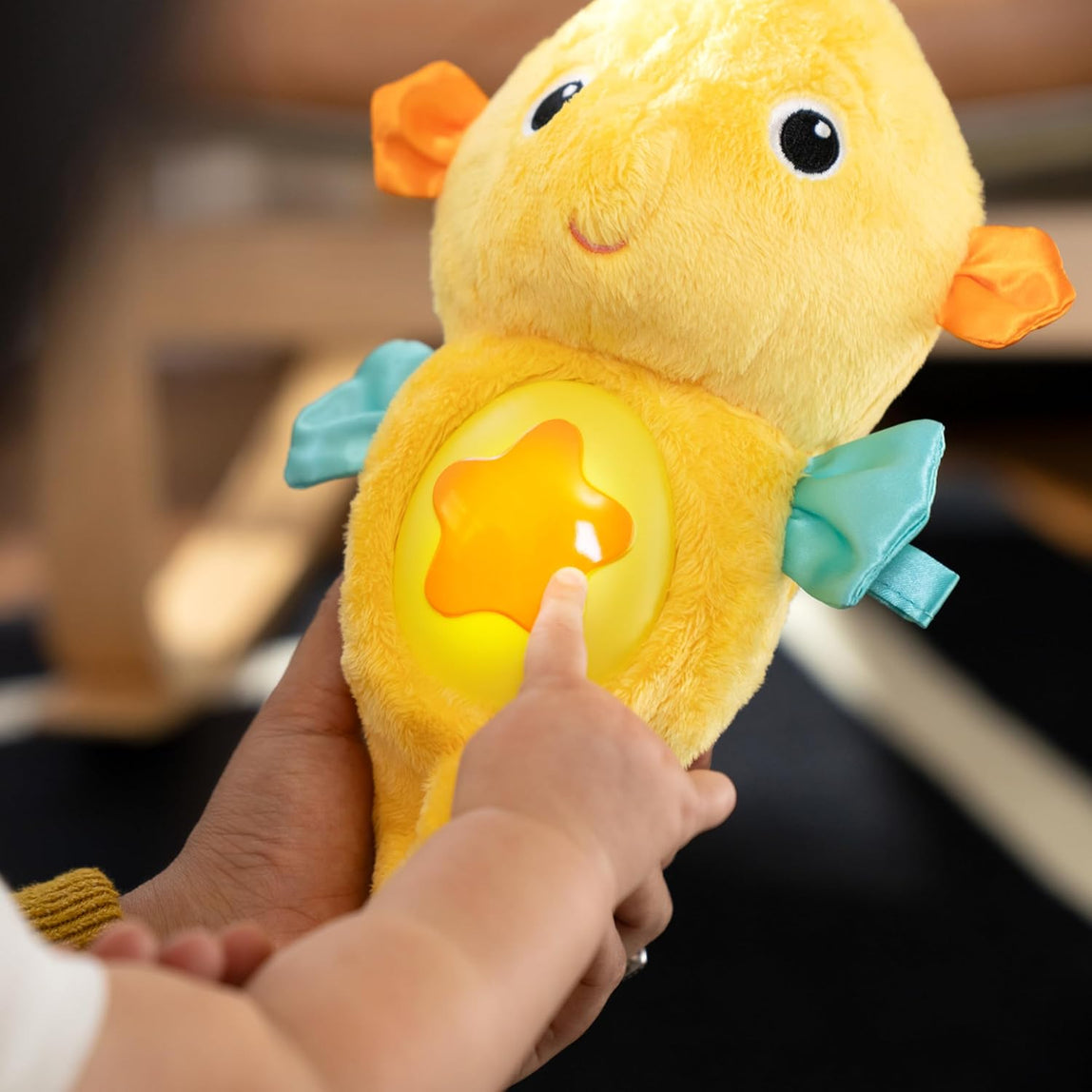Baby Einstein Sea Dreams Seahorse Plush Soother (Yellow) - 0 Month+