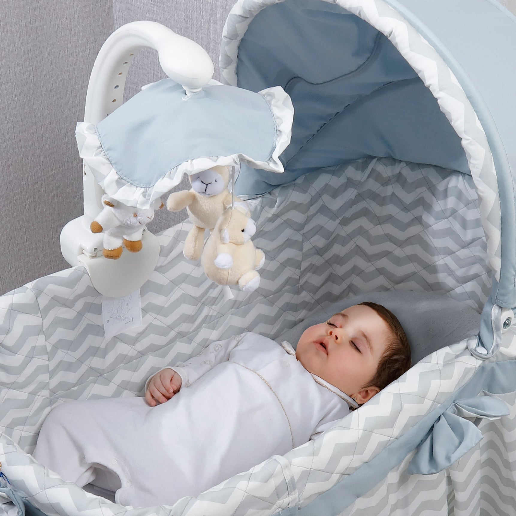 Moon soffy 4 in 1 convertible cradle grey