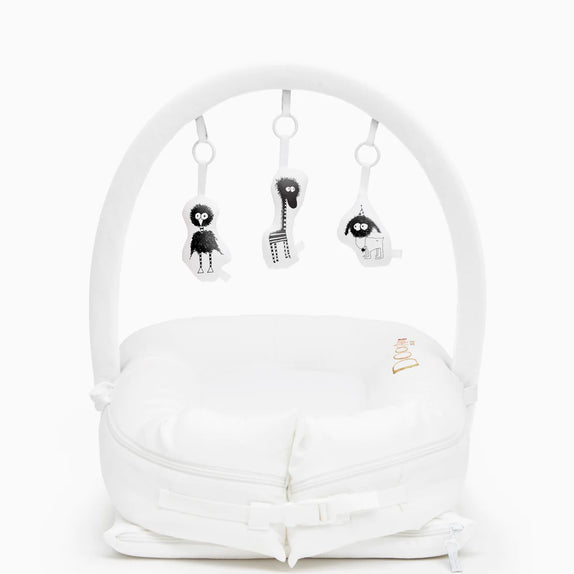 DockATot Deluxe+ Pod - Pristine White (0-8 months) - MamaApp