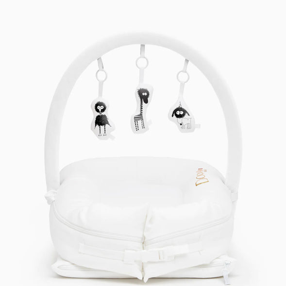 DockATot Deluxe+ Pod - Pristine White 0-8 months