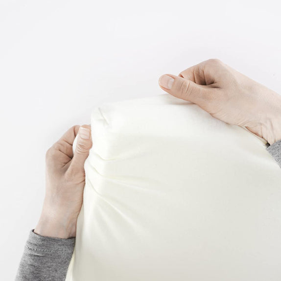 BabyBjorn Fitted Sheet for Travel Cot/Crib - MamaApp