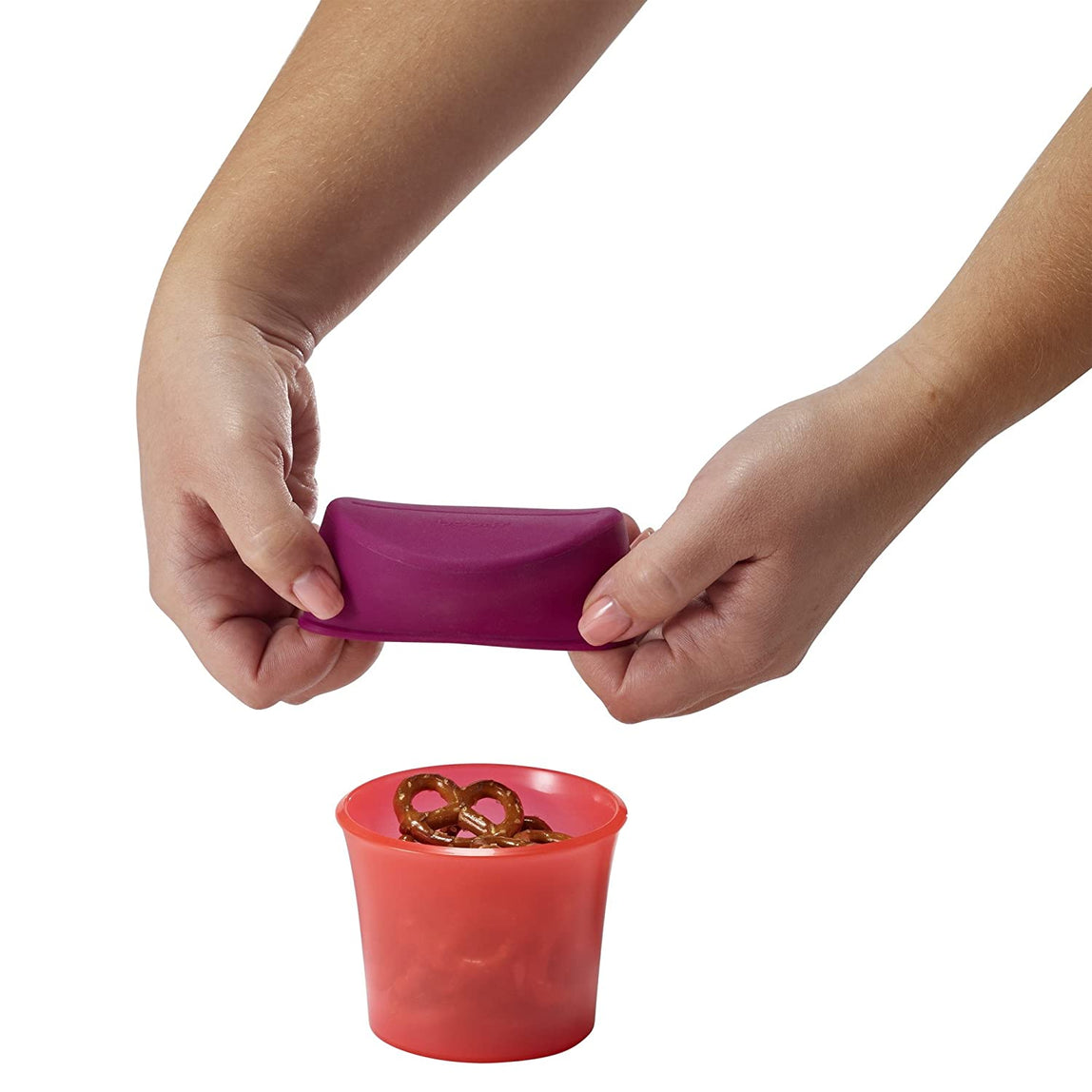 Tomy Boon Snug Snack Container - MamaApp