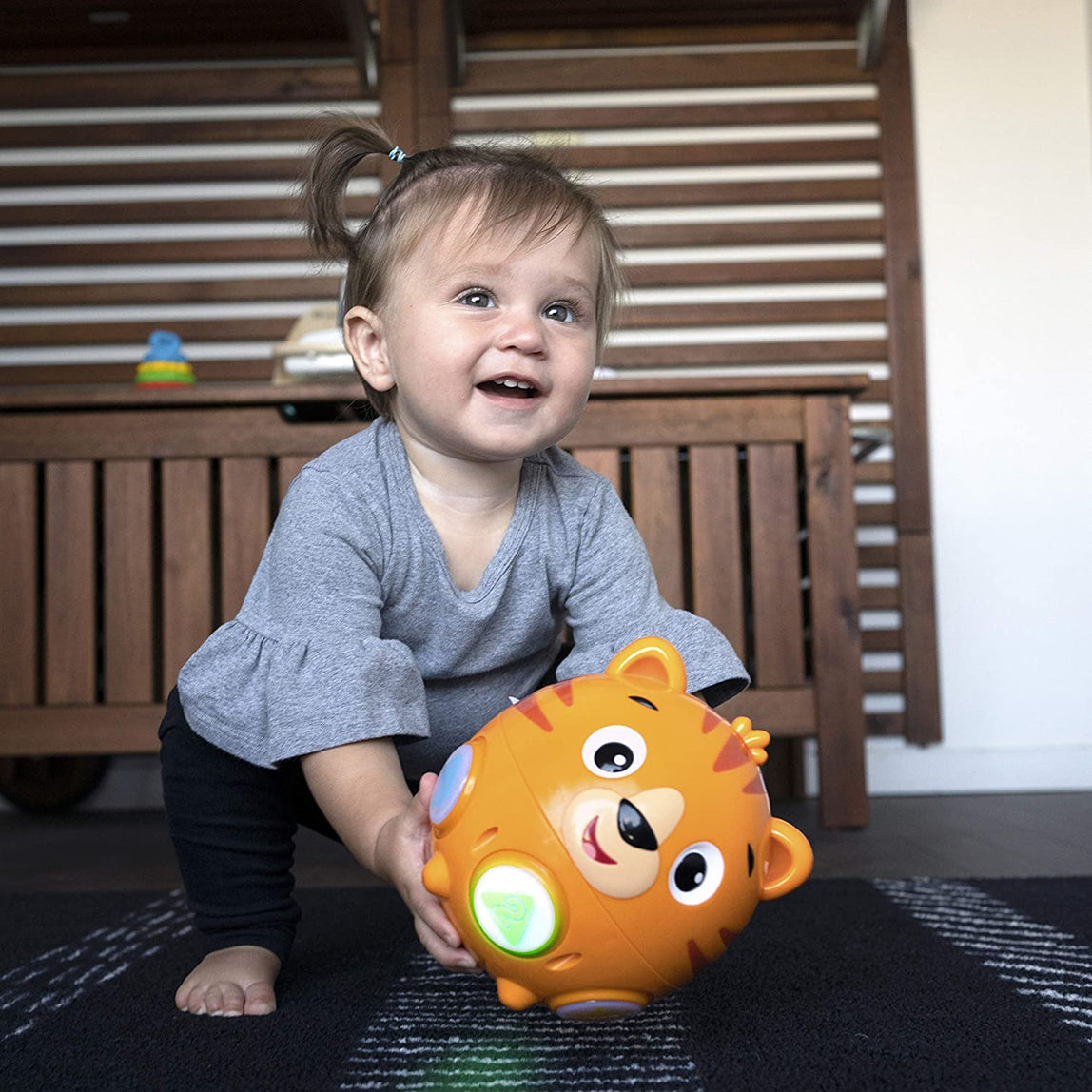 Baby Einstein Tinker's Crawl Along Songs Tummy-Time Musical Toy with Lights - MamaApp